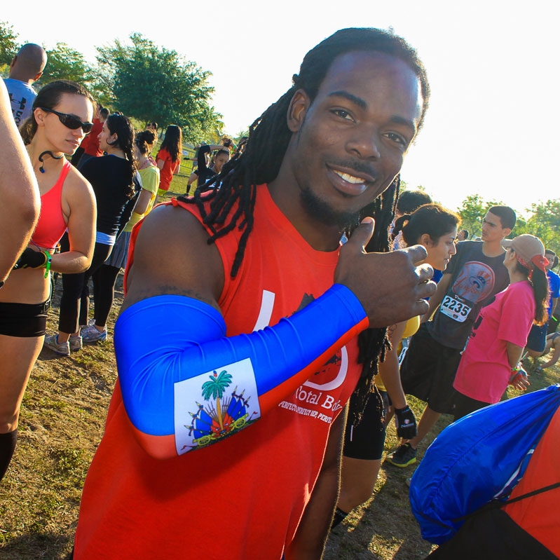 haiti-sleeves-running